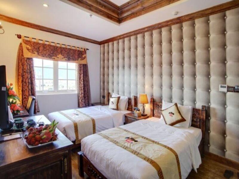 Seventeen Saloon Hotel Дананг Экстерьер фото